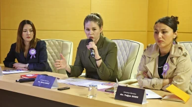 Antalya Büyükşehir Belediyesi kadına yönelik şiddetle mücadele için eğitim ve sergi düzenledi