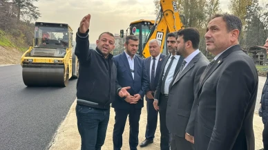 AK Parti milletvekilleri Ergenekon Mahallesi'ndeki altyapı çalışmalarını yerinde inceledi