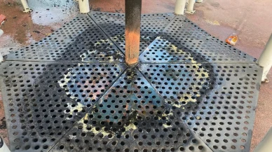 Denizli Pamukkale'de çocuklar parkta oyuncağı ateşe verdi