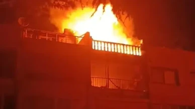 Tekirdağ'ın Çorlu ilçesindeki yazlık sitede boş ev alev alev yandı