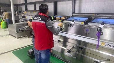 Manisa'nın Sarıgöl ilçesinde zeytinyağı üretim tesislerine denetim yapıldı