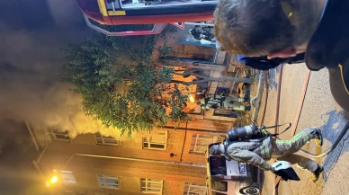 İstanbul Bağcılar'da iş yerinde çıkan yangın binayı sardı ve bir kişi yaralandı