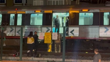 İstanbul'da Küçükçekmece Marmaray durağında raylara atlayan şahıs hayatını kaybetti