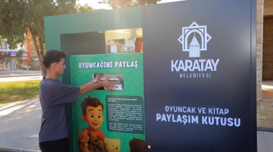 Konya'nın Karatay ilçesinde oyuncak ve kitap paylaşım kumbaraları hizmete açıldı