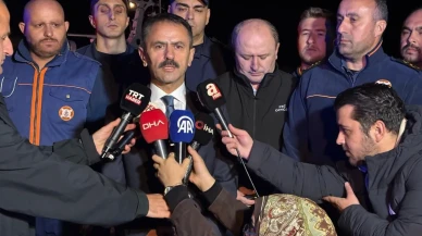 Kocaeli'nin Kandıra ilçesi açıklarında yabancı gemide çıkan yangında 25 mürettebat kurtarıldı