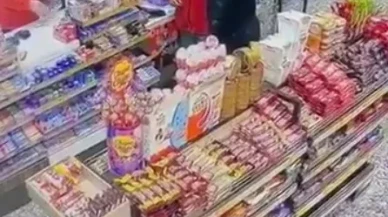 Kocaeli'nde alkollü müşteri akaryakıt istasyonu çalışanını darbedip dışarı kovaladı