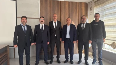 Diyarbakır'da Türk Eğitim Sen'in 8. olağan genel kurul kongresi yapıldı ve Ahmet Bürhan