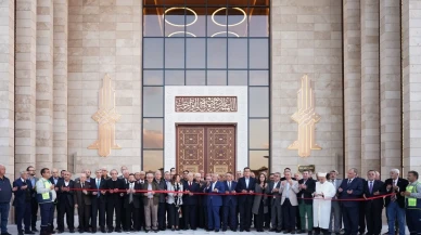 Bursa'da Türk-İslam medeniyetine katkı sağlayan Yeni DOSAB Camii törenle açıldı