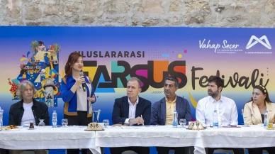 Mersin Büyükşehir Belediye Başkanı Vahap Seçer turizm temsilcileriyle festivalde buluştu