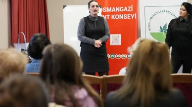 Osmangazi’de kadınlar şiddet türleri ve hakları hakkında bilgilendirme toplantısına katıldı