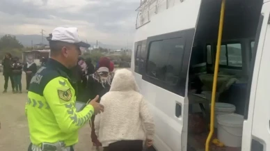 Osmaniye'de 15 kişilik minibüse 30 tarım işçisi bindirilince trafikten men edildi