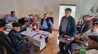 Menteşe Ziraat Odası Başkanı Mehmet Baştuğ Şenyayla’da elma üreticilerini ziyaret etti