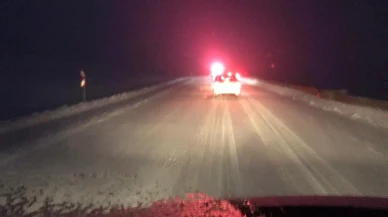 Ardahan’da kar ve yoğun tipi ulaşımda aksamalara neden oldu