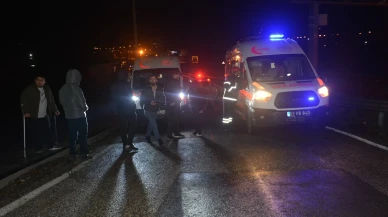 Ordu'nun Ünye ilçesinde kafa kafaya çarpışmada 1 kişi hayatını kaybetti, 4 kişi yaralandı