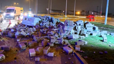 Aksaray’da tır ile servis aracının çarpıştığı kazada 2 kişi yaralandı