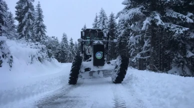 Ordu'da karla mücadele: 134 mahalle yolu ile 15 hasta ve 7 cenazeye müdahale