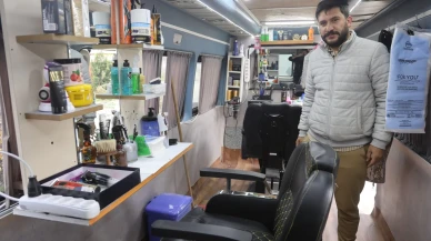 Hatay’da mobil berber aracıyla müşterilerin ayağına gidiliyor