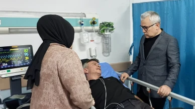 Sivas'ın Zara ilçesinde cezaevi otobüsü kaza yaptı, Vali Şimşek yaralıları ziyaret etti