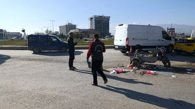 Kahramanmaraş'ta taksi ile sepetli motosiklet çarpıştı: 2 yaralı