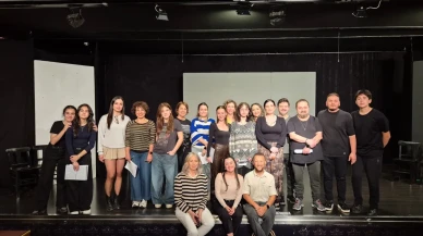 İzmir'de Art Bridge International Workshop Sahne Tozu Tiyatrosu'nda başladı