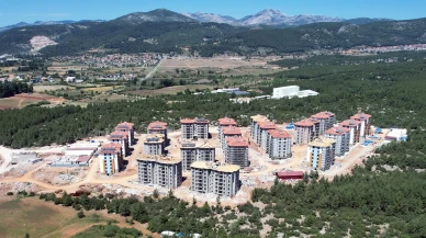 Muğla'da Akçaova Mahallesi sınırları yeniden belirlendi ve TOKİ konutları bu bölgeye dahil edildi