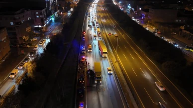 TEM'de kaçan sürücünün neden olduğu zincirleme kazada 2 yaralı