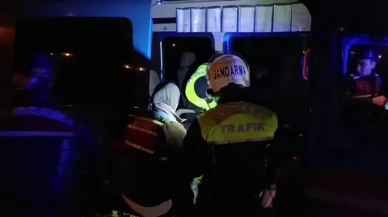 Karasu'da alkollü sürücü direndi, bir diğeri ekiplere tepki gösterdi