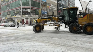 Bingöl'de beklenen kar yağışı etkisini göstermeye başladı