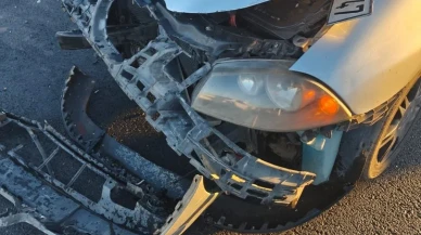 Gaziantep'te otomobil ile kamyonetin çarpışması sonucu 5 kişi yaralandı