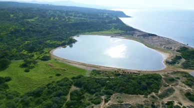 Çanakkale'deki pembe gölün güvenliği jandarma ekiplerince sağlanıyor
