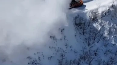 Tunceli'de yoğun kar yağışı nedeniyle 135 köy yolu ulaşıma kapandı