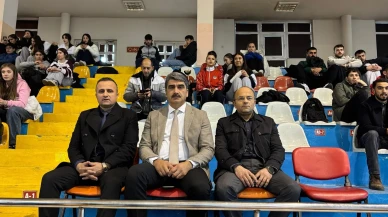 Aşkale Mesleki ve Teknik Anadolu Lisesi voleybolda Erzurum ikincisi oldu