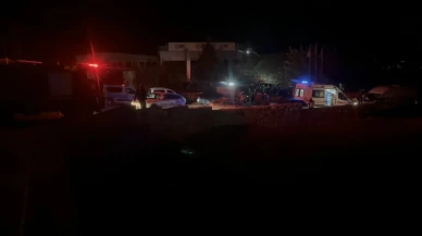 Elazığ'da yalıtım fabrikasında çıkan yangın itfaiye ekipleri tarafından söndürüldü