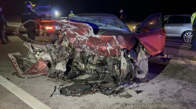 Çanakkale'de polis ihtarını dinlemeyen sürücünün çarpışması sonucu 5 kişi hayatını kaybetti