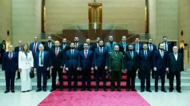 Suriye Cumhurbaşkanı Şara'nın kabinesinde LGBT destekçisi kadın bakan dikkat çekiyor