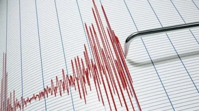 Ege kıyılarında hissedilen sarsıntı korkuttu: Deprem panik yarattı