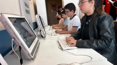 Afyonkarahisar'dan Dünya Şampiyonası'na damga vuran öğrenciler: 13 madalyanın 11'i burada