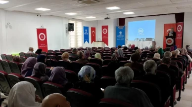 Muğla'da hac seminerleri devam ediyor: Hacı adayları yoğun ilgi gösteriyor
