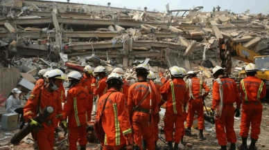 Myanmar'ı sarsan depremler: Yıkım ve can kaybı artıyor