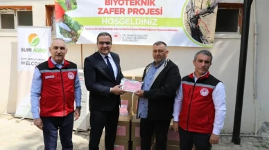 Manisa'da üzüm üreticilerine müjde: Biyolojik mücadele için feromon tuzakları dağıtıldı