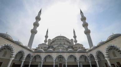 TBMM Başkanı Kurtulmuş, Kırgızistan'da Bişkek KırgızTürk Dostluk Devlet Hastanesi'ni ziyaret etti