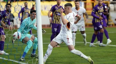 Roland Sallai, bu sezon 6. golünü attı: Galatasaray'ın macar futbolcusu fileleri havalandırdı