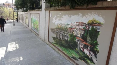 Trabzon'un renklerine renk katan ressam: Yıldıray Yıldırım'ın yöresel dokunuşları