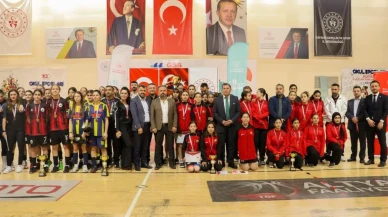 Kayseri'de Futsal Yıldız Kızlar Türkiye İl Birinciliği sonuçlandı: Dereceye giren takımlar belli oldu