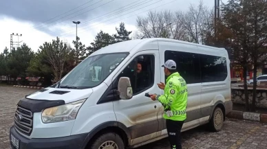Kars’ta okul servisleri trafiğin radarında: Öğrenci servis taşımacılığına yönelik denetimler artırıldı