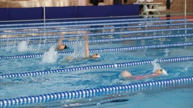 Minik yüzücülerin rekabeti Elazığ’da coşkulu bir şekilde gerçekleşti