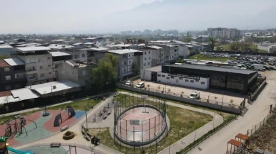 Yıldırım Belediyesi'nden yeni spor salonu hamlesi: Sakarya Mahallesi'nde hizmete açıldı