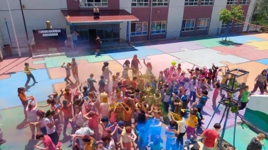 Akçaköy İlkOrtaokulu'nca Colourfest etkinliği yapıldı: Aydın Köşk'te hıdırellez coşkusu