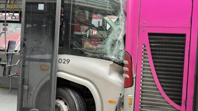 Beylikdüzü'nde metrobüs kazası: 1 kişi hayatını kaybetti, 20 kişi yaralandı