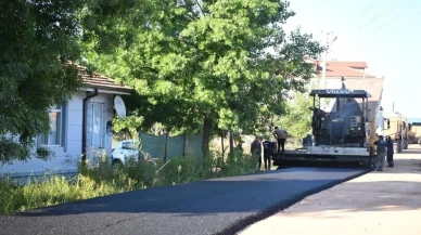 Rahmiye Mahallesi'ne 430 ton asfalt: Kartepe'de yol konforu artırılıyor